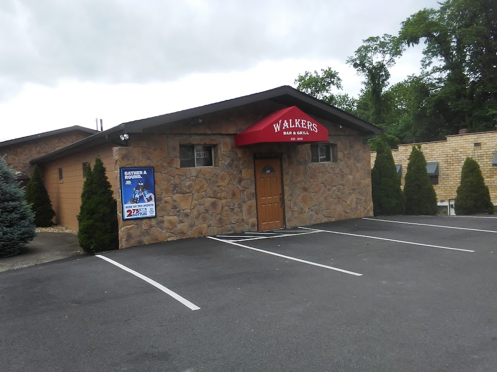 Walkers Bar & Grill | 176 McGovern Blvd, Glenwillard, PA 15046, USA | Phone: (724) 457-0662