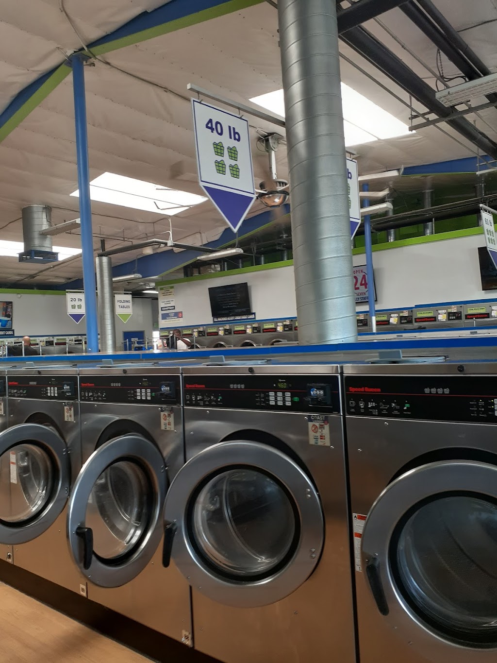 Coast Laundry - Wash + Fold | 5033 W El Segundo Blvd, Hawthorne, CA 90250 | Phone: (310) 675-1700