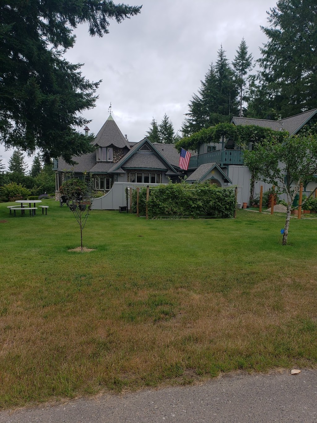 Birds-Eye View Bed and Breakfast | 8226 Kaster Dr NE, Bremerton, WA 98311, USA | Phone: (360) 698-2448