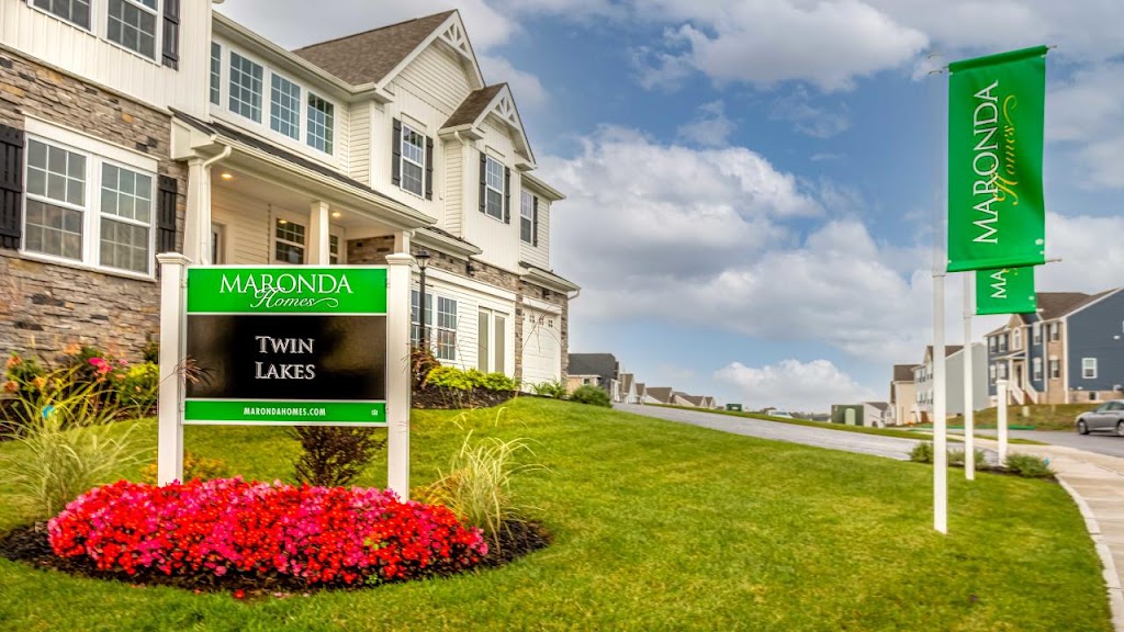 The Reserve At Twin Lakes by Maronda Homes | 1 Equestrian Dr, Clinton, PA 15026, USA | Phone: (866) 617-4642