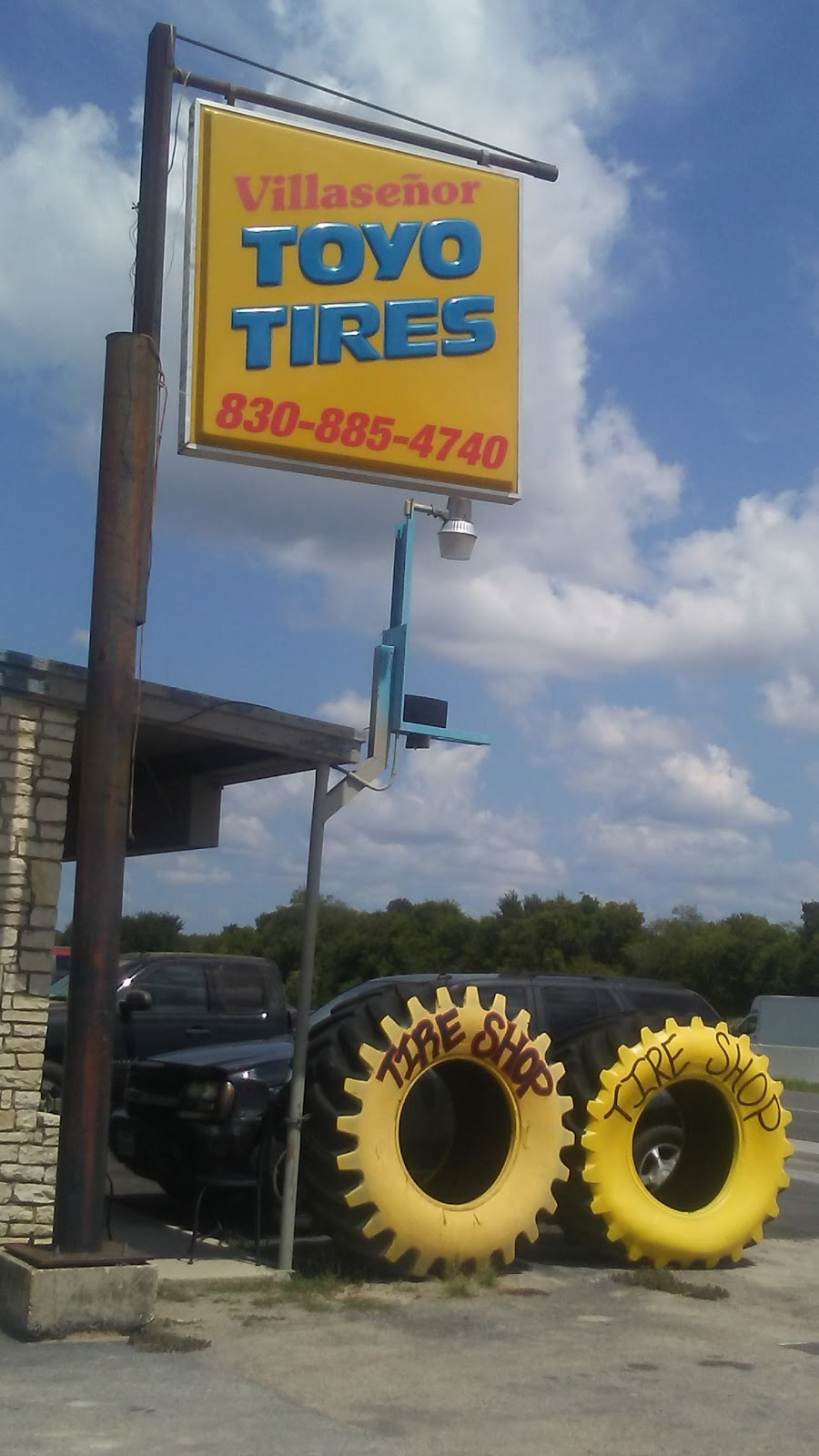 Villasenor Tire Shop | 8545 US Hwy 281 N, Spring Branch, TX 78070, USA | Phone: (830) 885-4740