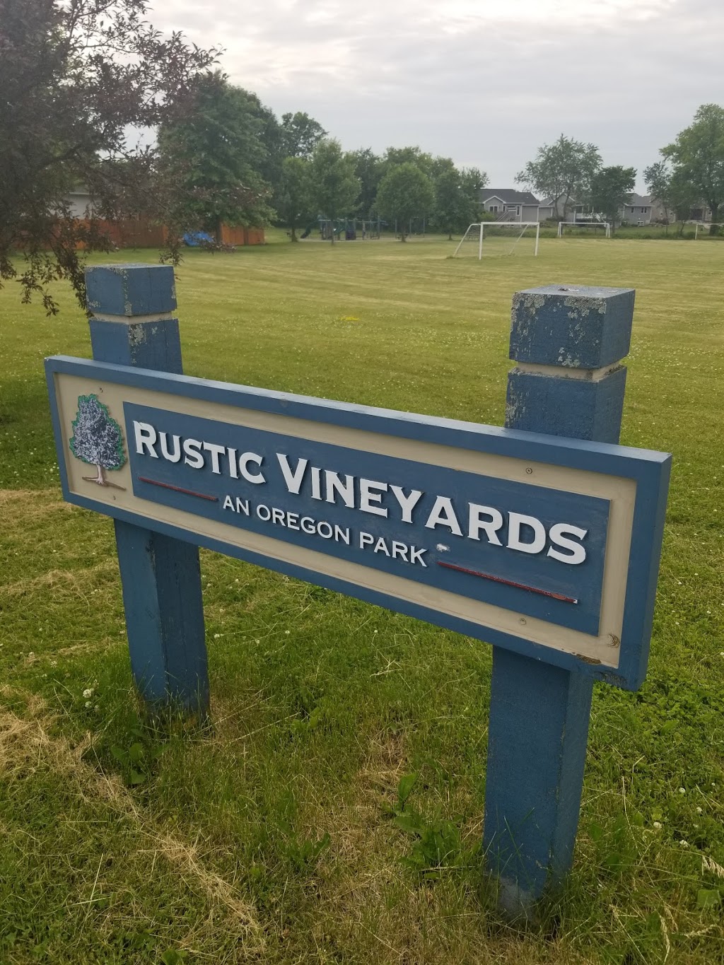 Rustic Vineyards Park | 1013 Vinyard Dr, Oregon, WI 53575, USA | Phone: (608) 835-3118