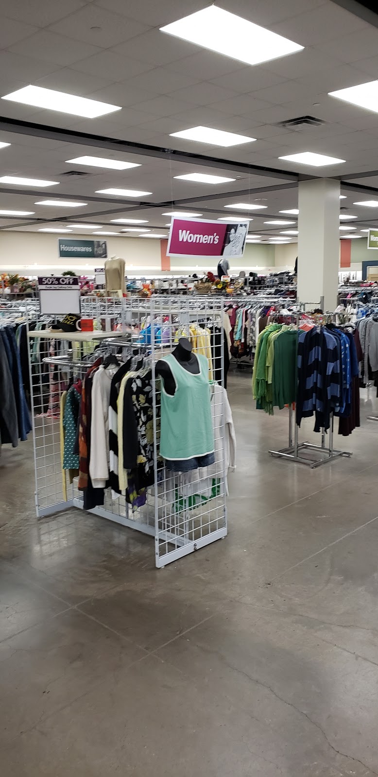 Goodwill Store & Donation Center | 919 W Main St building a, Lewisville, TX 75067 | Phone: (972) 436-3181