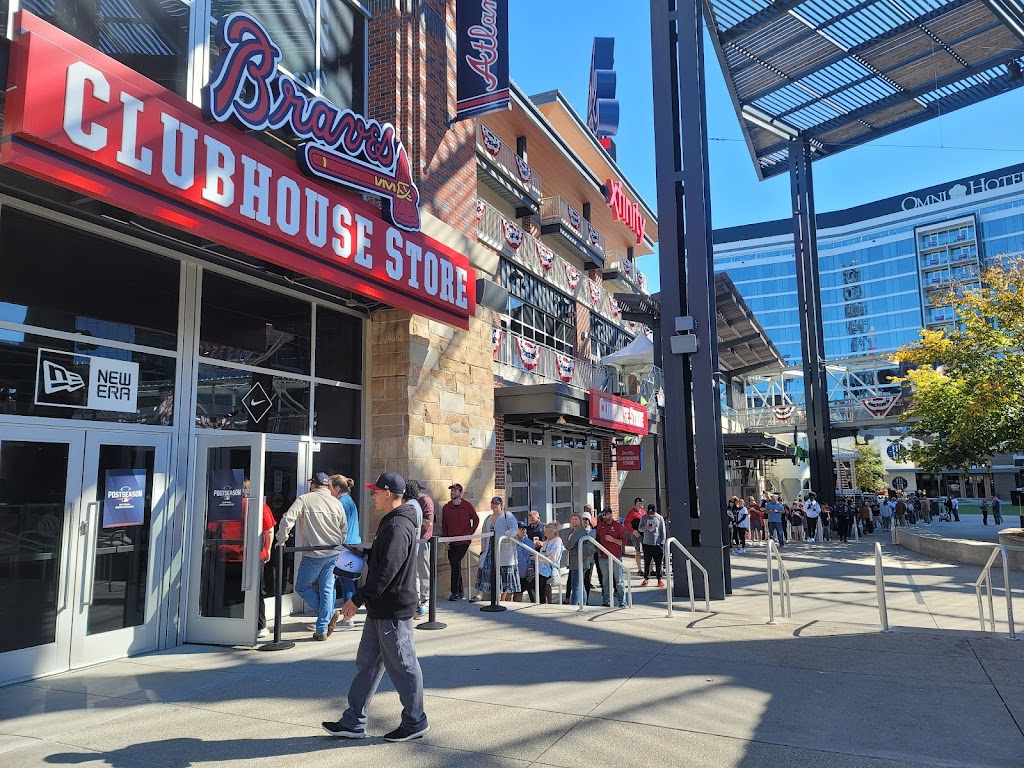 Braves Clubhouse Store | 755 Battery Ave SE, Atlanta, GA 30339, USA | Phone: (404) 614-3300