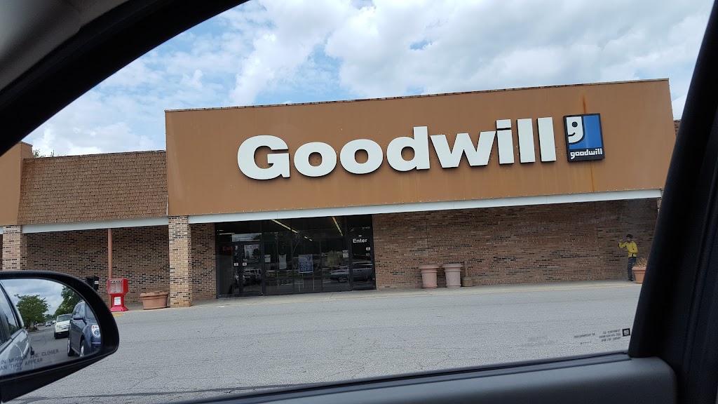 Goodwill Industries - W Jefferson Store | 6256 W Jefferson Blvd, Fort Wayne, IN 46804, USA | Phone: (260) 459-3438