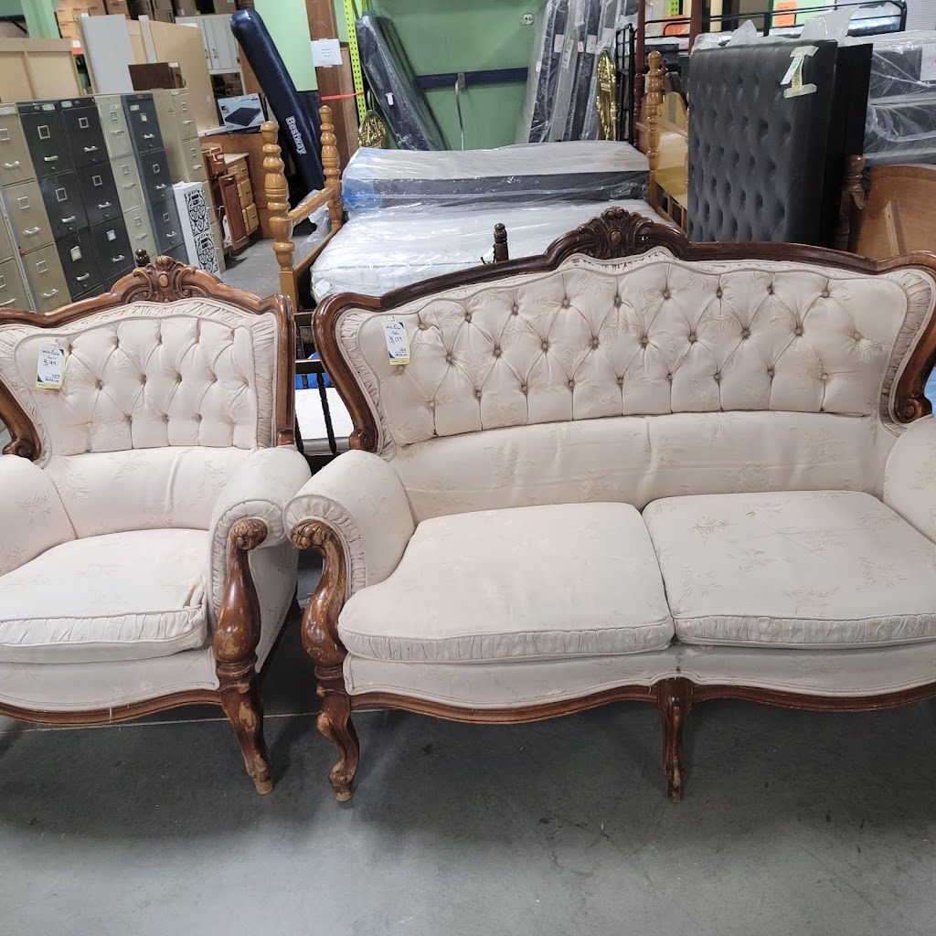 Habitat for Humanity ReStore | 371 Chatham Dr, Newport News, VA 23602 | Phone: (757) 246-4955