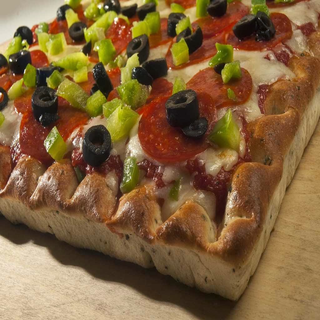 Mamas Famous Pizza & Heroes | 6996 E 22nd St, Tucson, AZ 85710, USA | Phone: (520) 750-1919