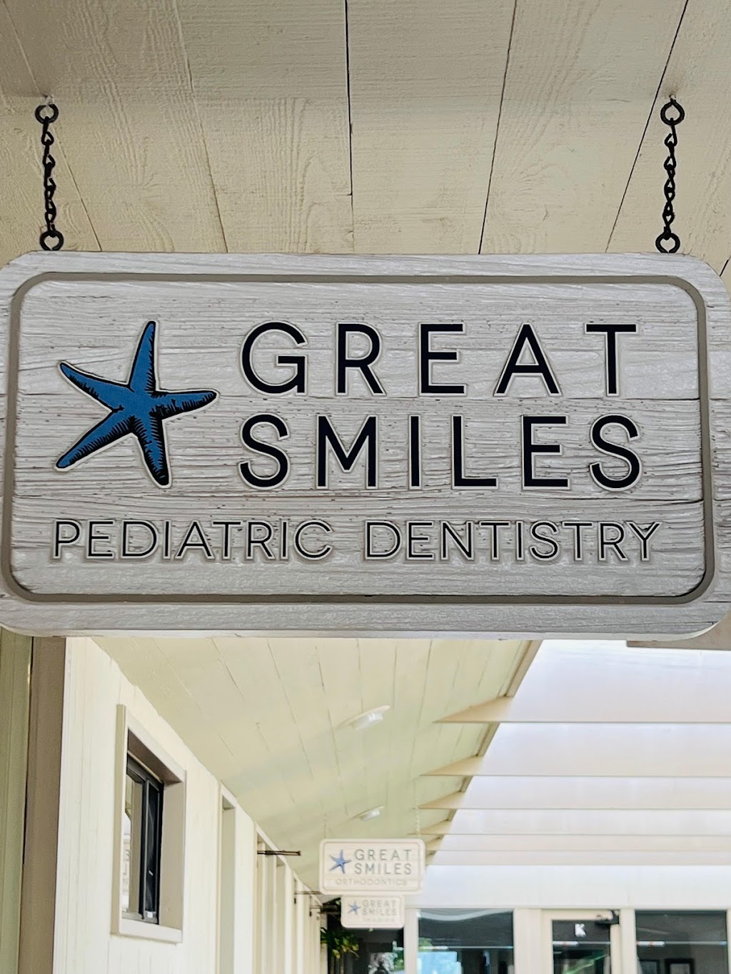 Great Smiles Pediatric Dentistry & Orthodontics - Carlsbad | 6010 Hidden Valley Rd #100, Carlsbad, CA 92011, USA | Phone: (760) 944-5115