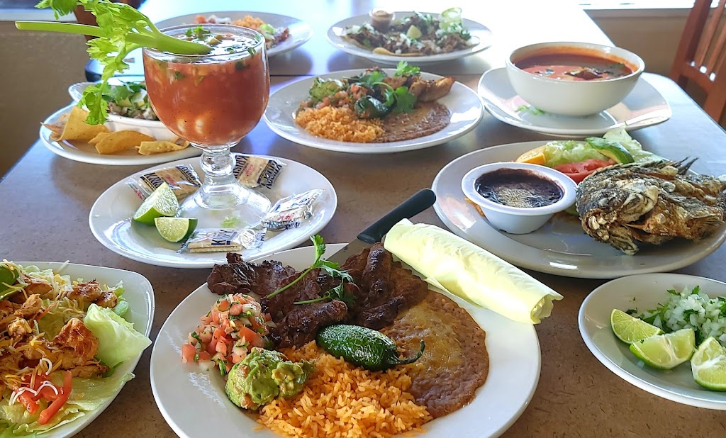 Rancho Grande El Toro Mexican Cuisine | 825 Williamston St, Vista, CA 92084, USA | Phone: (760) 716-4846