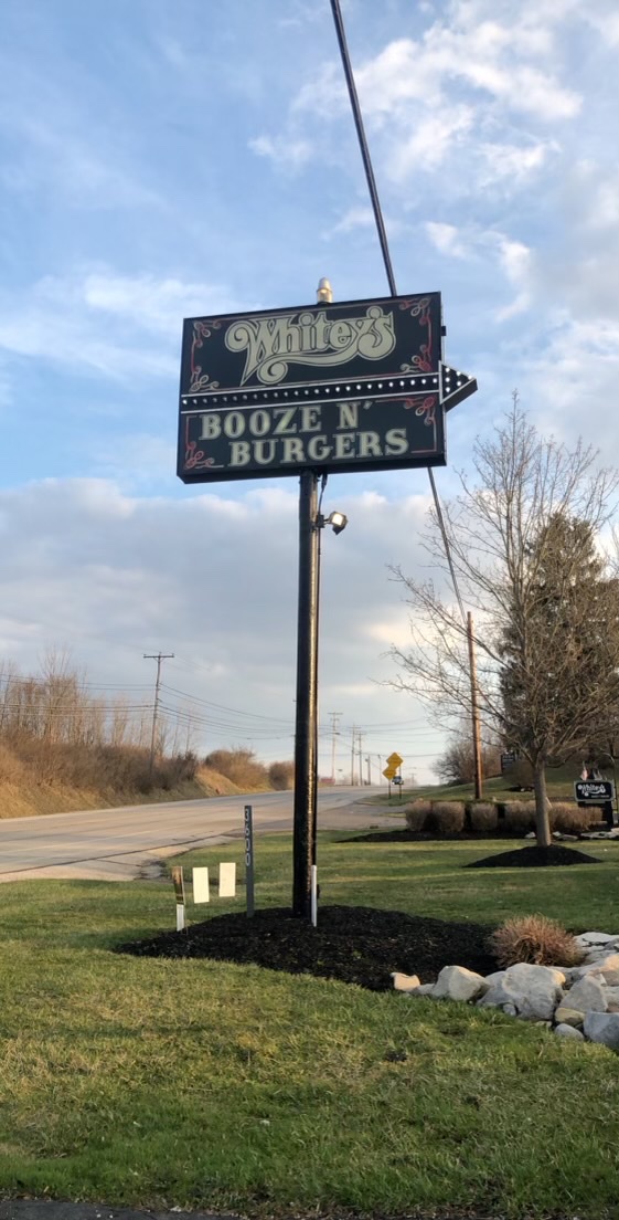 Whiteys Booze N Burgers | 3600 Brecksville Rd, Richfield, OH 44286, USA | Phone: (330) 659-3600