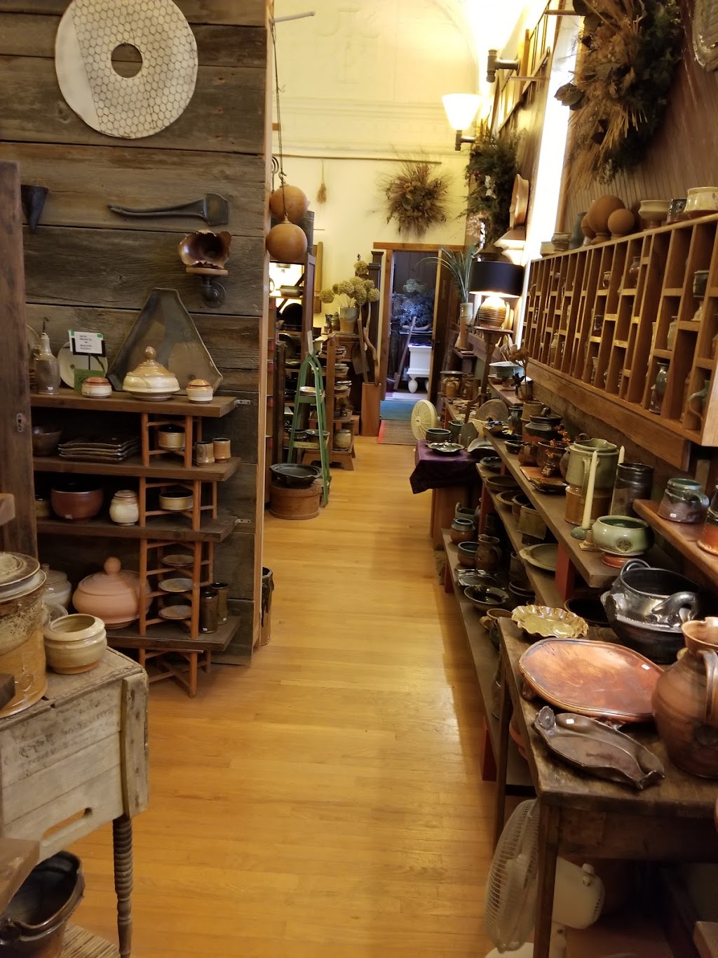 Cedar Creek Pottery | 27639 S 80 Rd, Beatrice, NE 68310, USA | Phone: (402) 228-0138