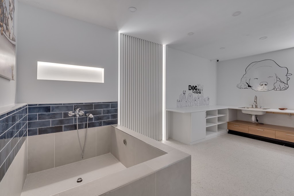 Crossings @ 501 | 4230 Garrett Rd, Durham, NC 27707, USA | Phone: (919) 489-2302