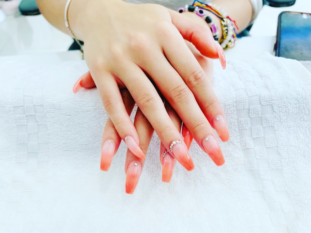 LIZ NAIL SPA | 902 Old Country Rd, Westbury, NY 11590, USA | Phone: (516) 517-8088