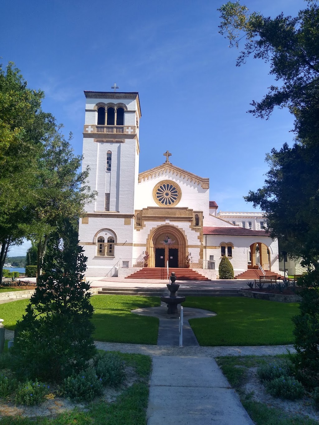 Saint Leo Abbey and Benedictine Monks | 33601 State Rd 52, St Leo, FL 33574, USA | Phone: (352) 588-8624