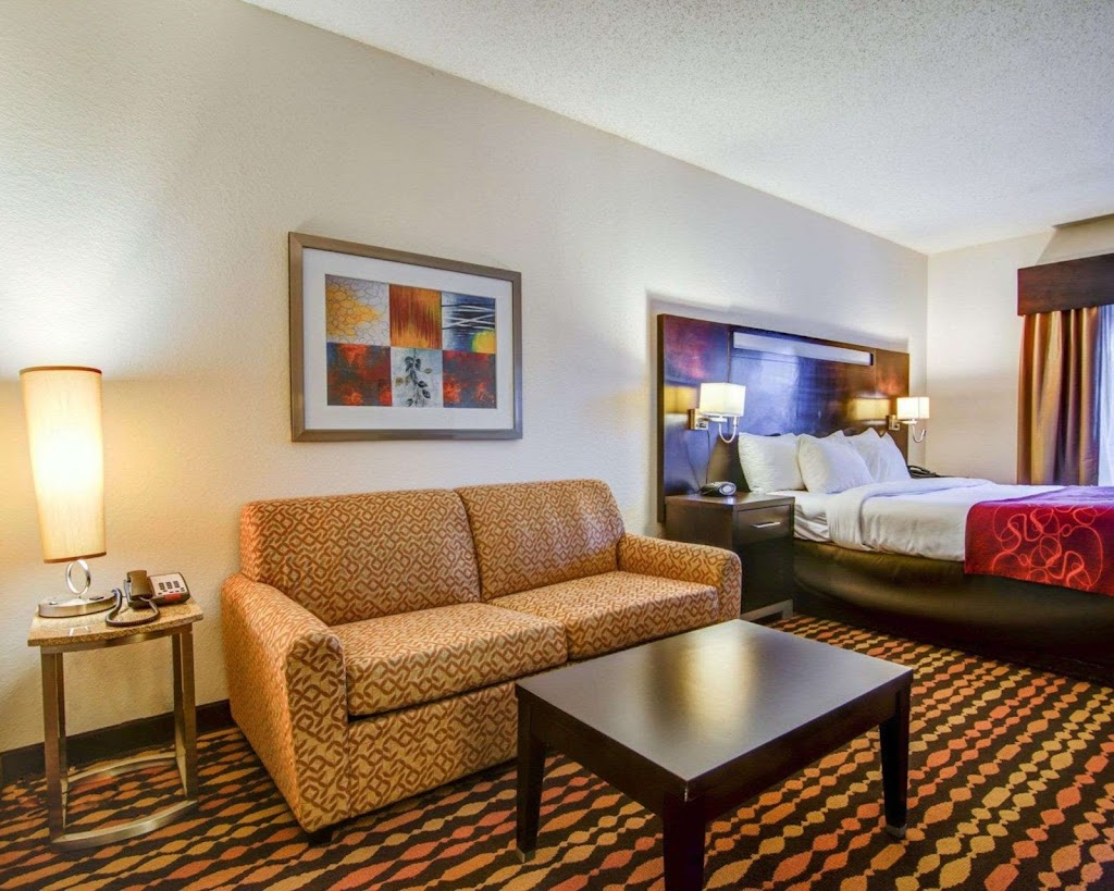 Comfort Suites Northside Hospital Gwinnett | 2225 Riverside Pkwy, Lawrenceville, GA 30043, USA | Phone: (678) 377-0003