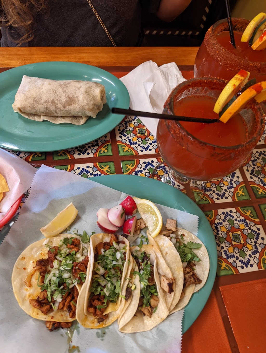 Super Taco Mexican Restaurant | 8325 Elk Grove Florin Rd #500, Sacramento, CA 95829, USA | Phone: (916) 681-5652