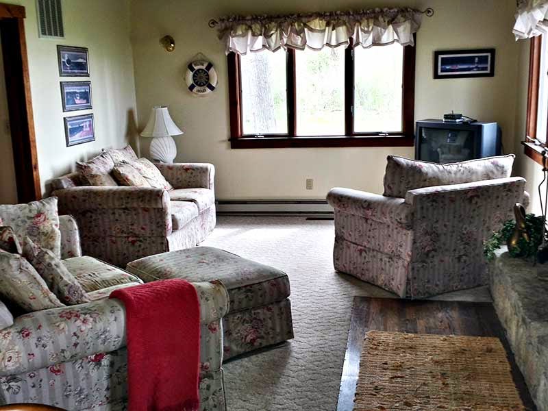 The Eight Acres | 350 Jack Oak Point Rd, St Marys, OH 45885, USA | Phone: (567) 510-5800