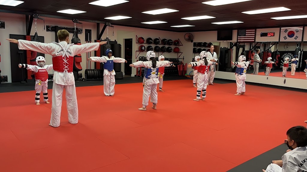 Resilient Martial Arts and Fitness | 9524 19th St, Rancho Cucamonga, CA 91737, USA | Phone: (909) 333-8939
