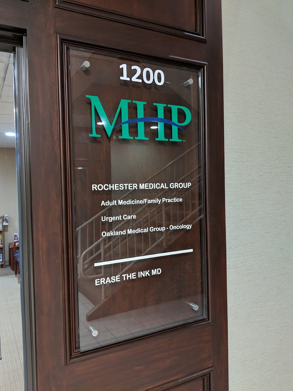 Rochester Medical Group | 633 E South Blvd #1200, Rochester Hills, MI 48307, USA | Phone: (248) 844-6000