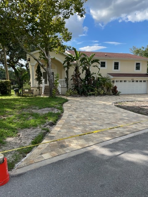Couch Brick Pavers | 17863 Hunting Bow Cir, Lutz, FL 33558, USA | Phone: (727) 645-6909