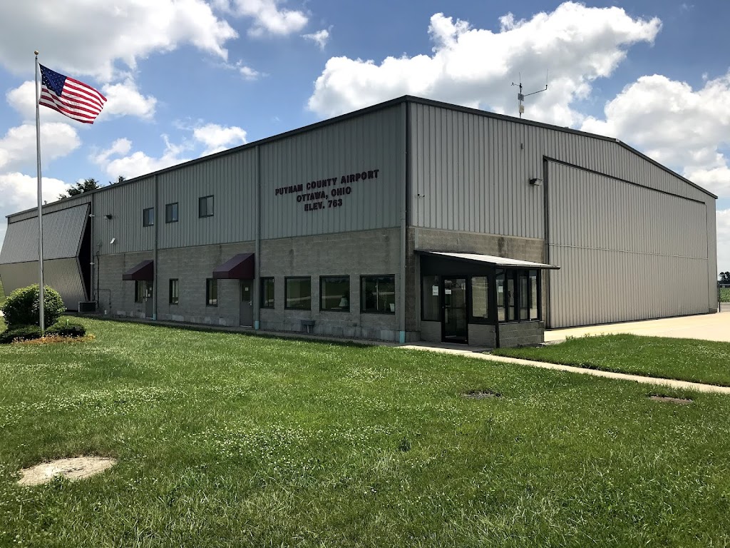 Putnam County Airport-Owx | 10218 Rd 5h, Ottawa, OH 45875, USA | Phone: (419) 523-3910