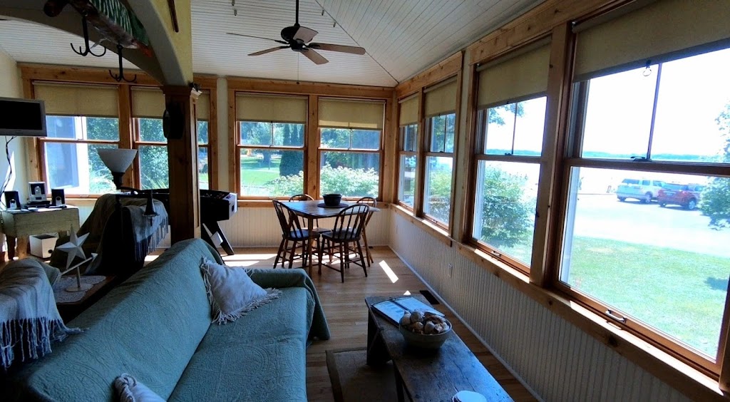 Bartels Beach Cottage | 124 S Ferry Dr, Lake Mills, WI 53551 | Phone: (920) 648-8421