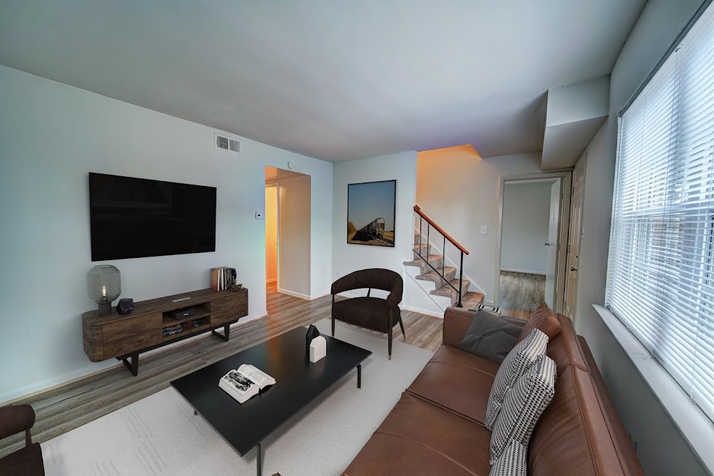Hickory Point Townhomes | 399-A Hickory Point Blvd, Newport News, VA 23608, USA | Phone: (844) 748-9117