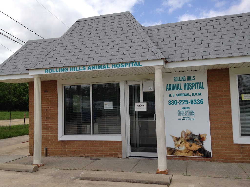 Rolling Hills Animal Hospital | 714 Pearl Rd # B, Brunswick, OH 44212, USA | Phone: (330) 225-6336