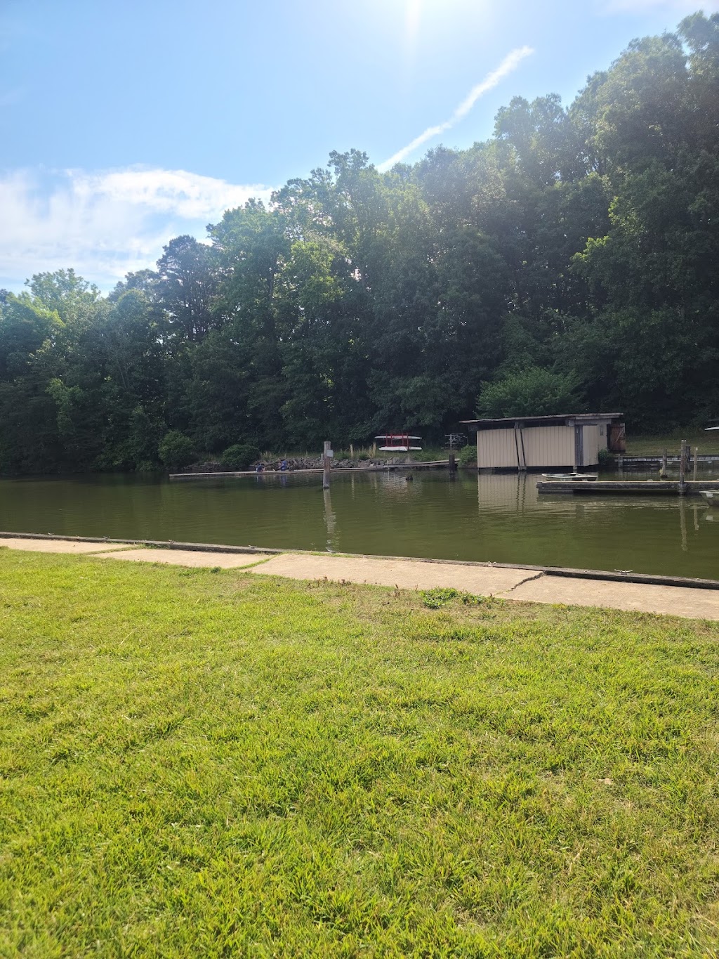 Lake Brandt Marina | 5945 Lake Brandt Rd, Greensboro, NC 27455, USA | Phone: (336) 373-3741