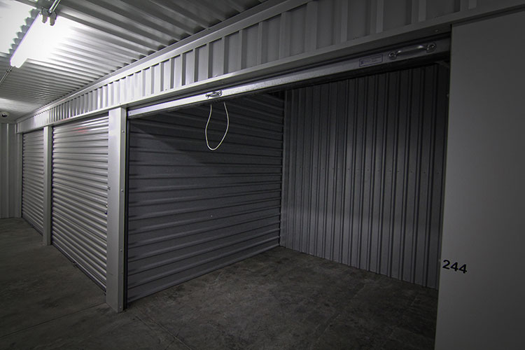 Lincoln Self Storage | 801 S Coddington Ave, Lincoln, NE 68522 | Phone: (402) 435-0085