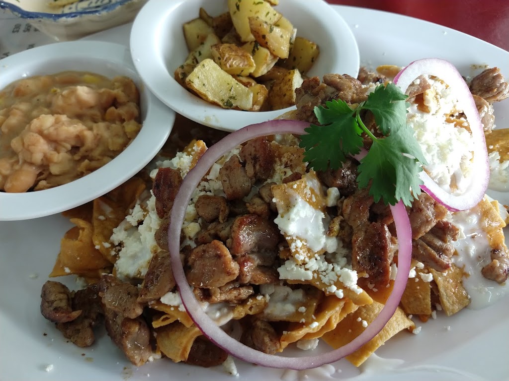 Menuderia Guadalajara | Tijuana - Tecate 26379, El Refugio, 22253 Tijuana, B.C., Mexico | Phone: 664 102 6649