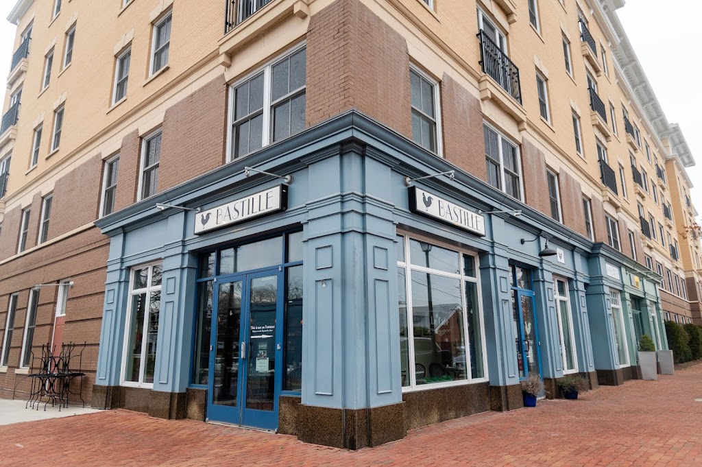 Bastille Brasserie & Bar | 606 N Fayette St, Alexandria, VA 22314, USA | Phone: (703) 519-3776