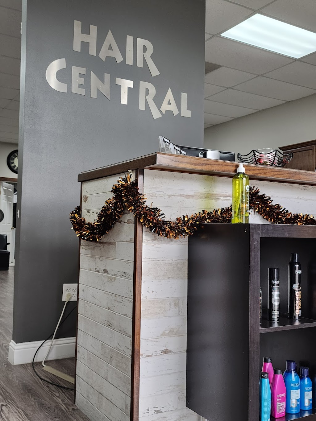 Hair Central | 3810 Gattis School Rd #104, Round Rock, TX 78664, USA | Phone: (512) 733-5555