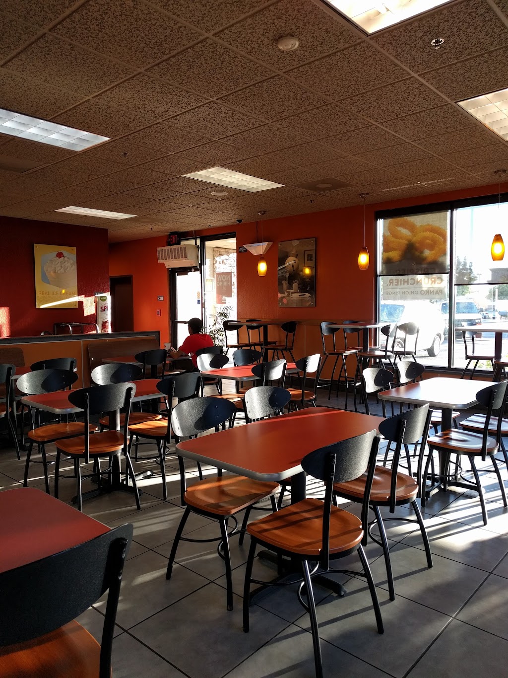 Jack in the Box | 10390 Twin Cities Rd, Galt, CA 95632, USA | Phone: (209) 744-0700