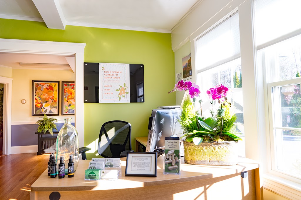 Dr. Amanda Tracy, ND | 2401 A Waterman Blvd Ste 4 296, Fairfield, CA 94533, USA | Phone: (707) 759-5029