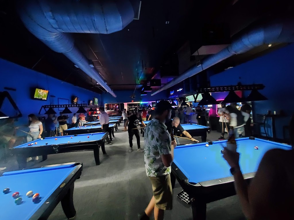 Rackem Up Sports Bar & Billiards | 4268 Oldfield Crossing Dr #205, Jacksonville, FL 32223, USA | Phone: (904) 262-4030