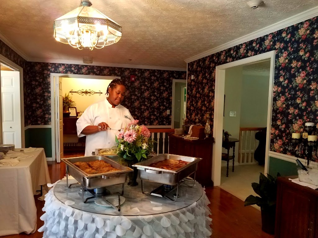 Stockbridge Lakes Bed & Breakfast | 112 Old Conyers Rd, Stockbridge, GA 30281, USA | Phone: (470) 878-0868