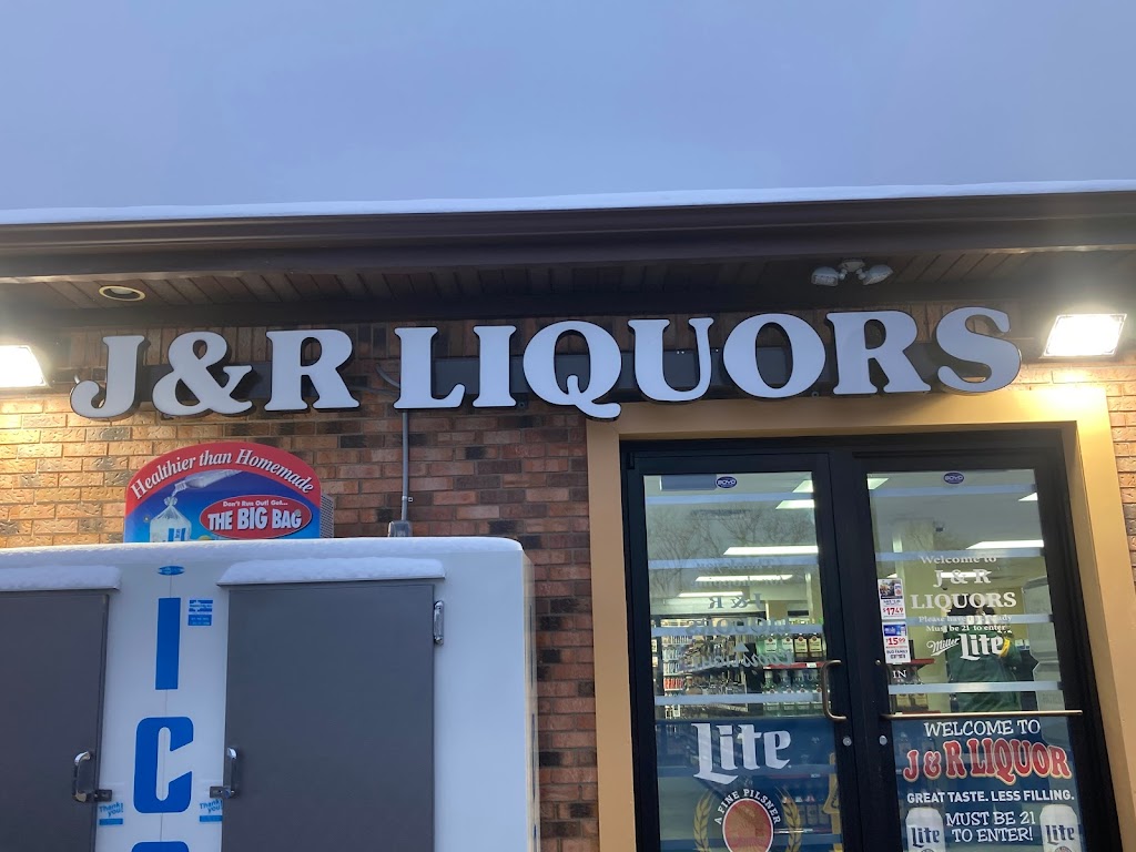 J&R Liquor 1 | 4510 US-14, Janesville, WI 53546, USA | Phone: (608) 563-1652