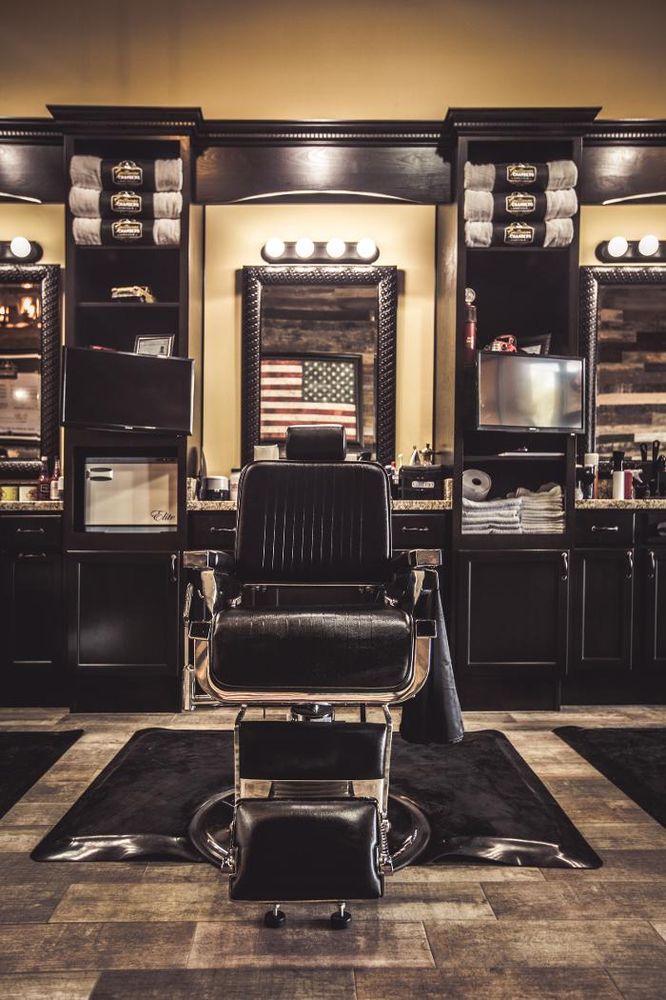 Gentlemen Chambers Barber Parlor | 2403 Pebble Creek Pkwy Suite 107, Goodyear, AZ 85395, USA | Phone: (623) 536-2127