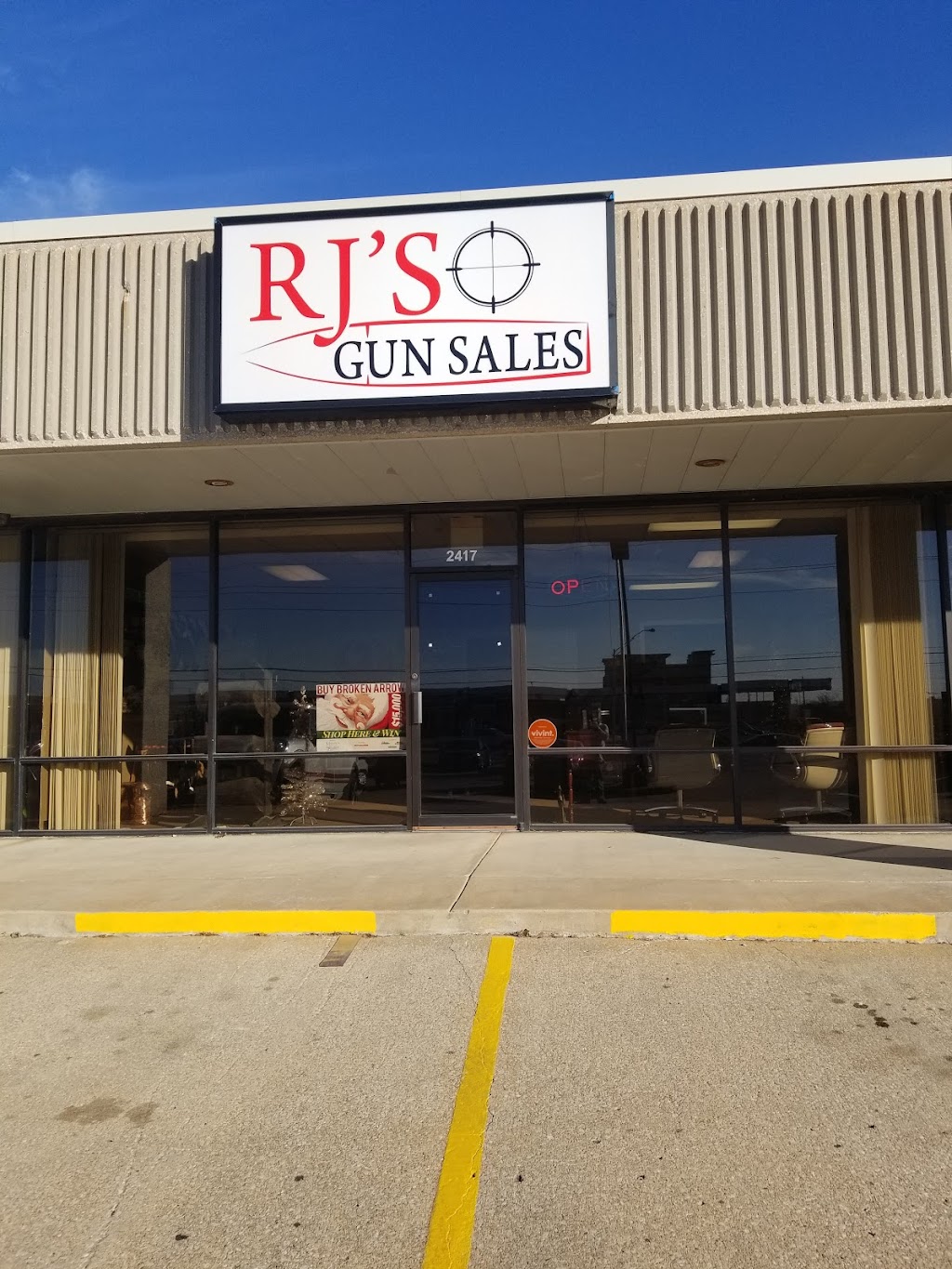 RJs Gun Sales | 1381 N 108th E Ave, Tulsa, OK 74116, USA | Phone: (918) 251-0862