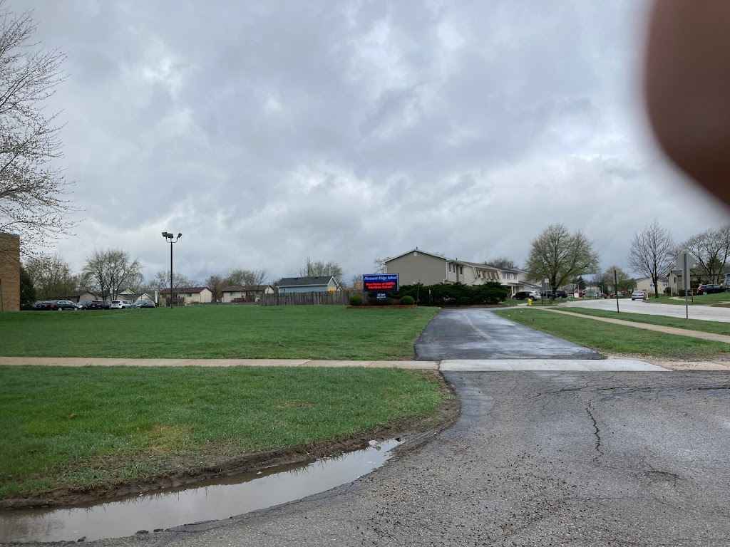 UChicago Medicine AdventHealth GlenOaks School Pheasant Ridge Campus in