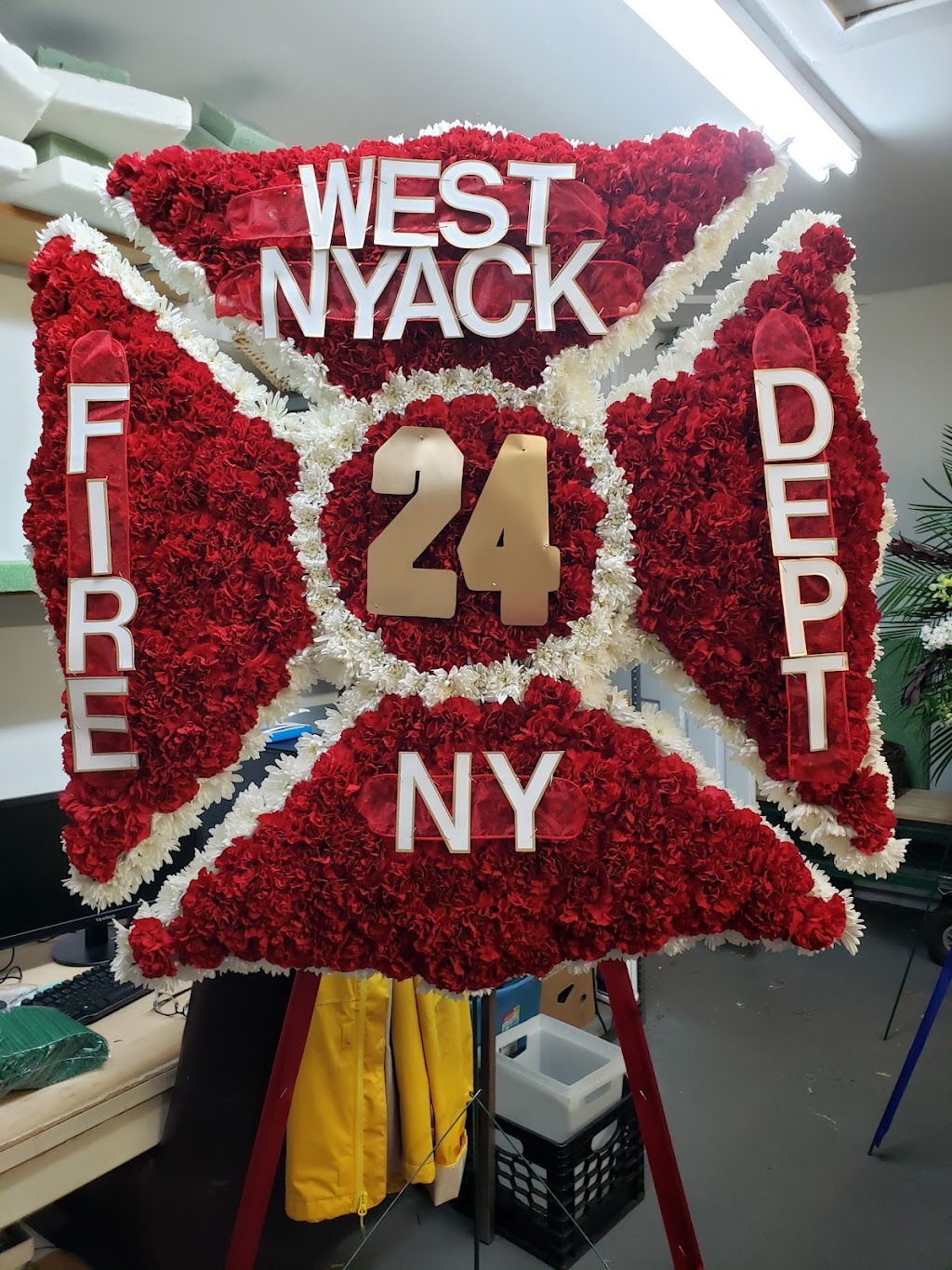 West Nyack Florist | 726 W Nyack Rd, West Nyack, NY 10994, USA | Phone: (845) 353-2203
