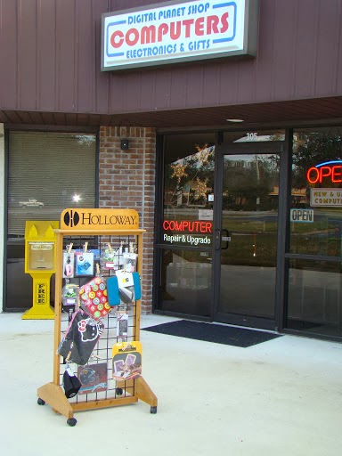 Digital Planet Shop | 2561 County Rd 220 #305, Middleburg, FL 32068, USA | Phone: (904) 305-4058