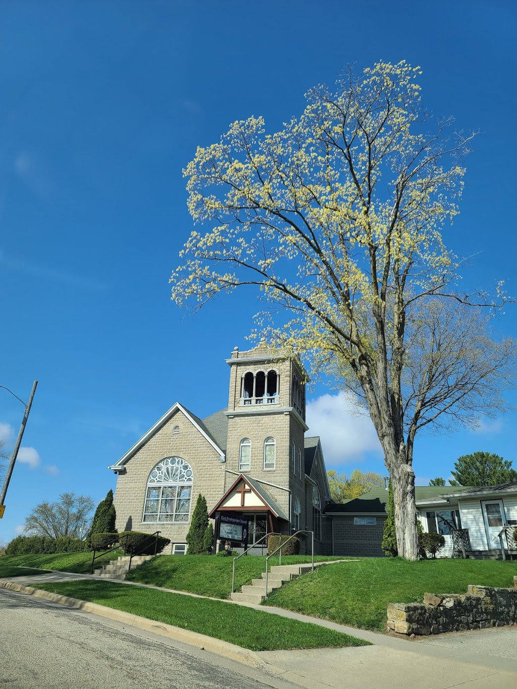 Presbyterian Church | 258 Lodi St, Lodi, WI 53555 | Phone: (608) 592-4310