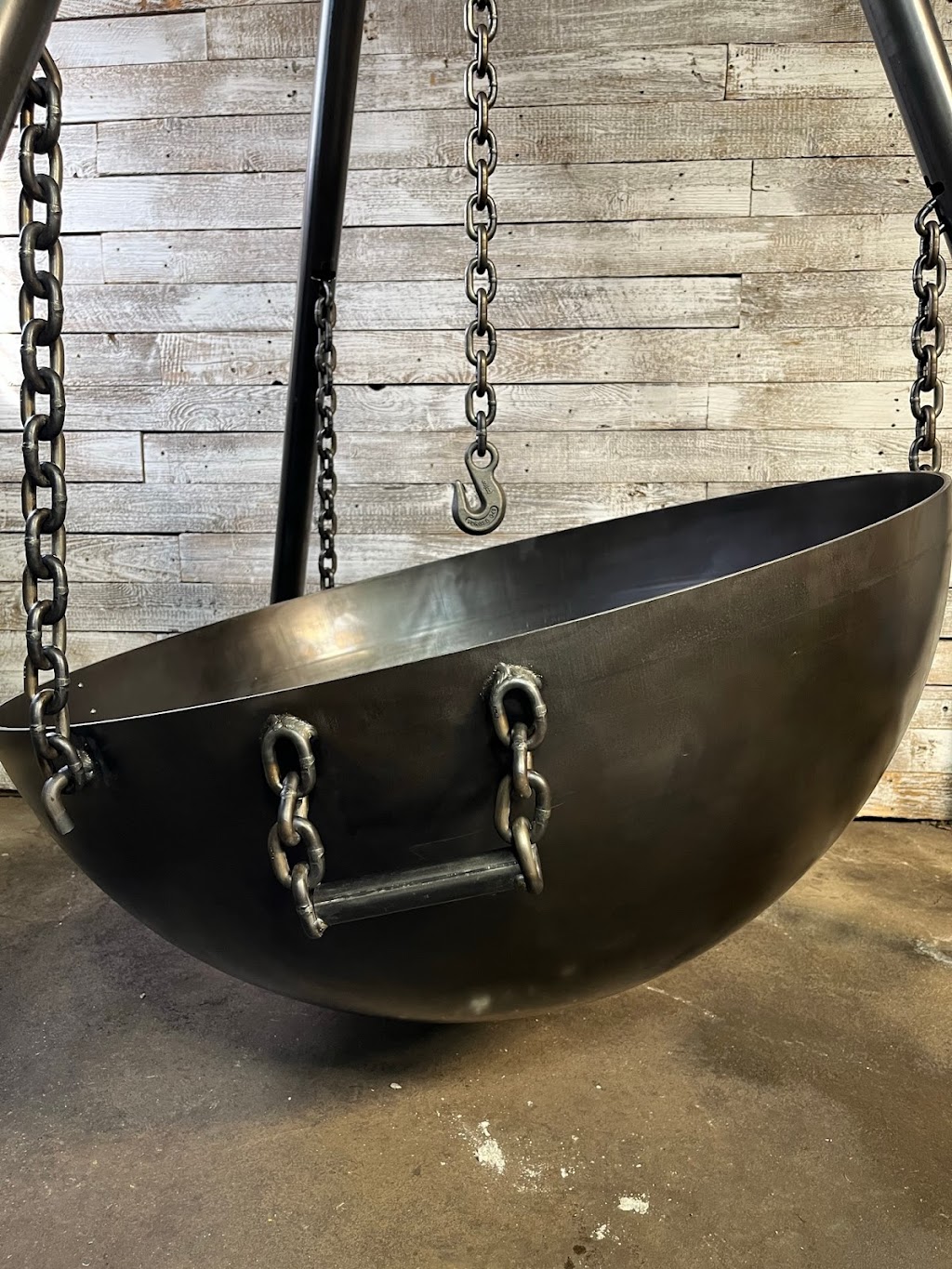 Rough & Rigid Custom Fire Pits | 15419 Parallel Rd, Basehor, KS 66007, USA | Phone: (913) 626-4597