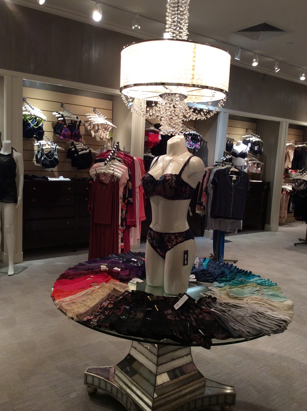 Allure Intimate Apparel | 3400 Galleria, Edina, MN 55435, USA | Phone: (952) 920-1111