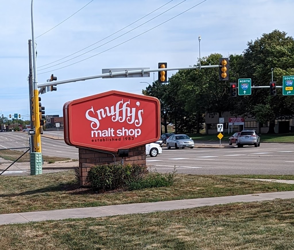 Snuffys Malt Shop | 1200 W 98th St, Bloomington, MN 55431, USA | Phone: (952) 888-1018