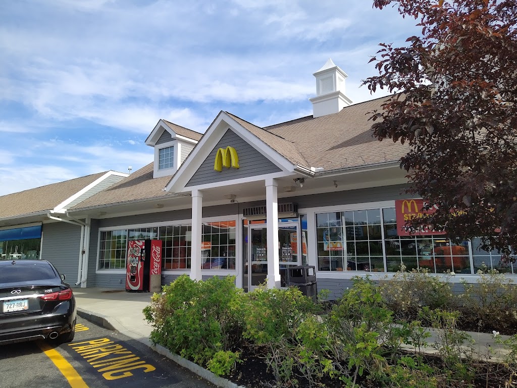 Lee Service Plaza Westbound | 9W Massachusetts Turnpike, Lee, MA 01238, USA | Phone: (857) 368-4636