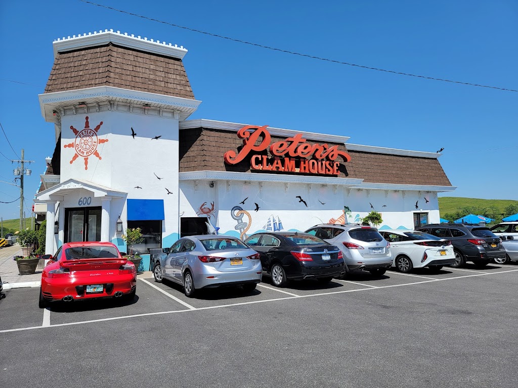 Peters Clam Bar | 600 Long Beach Rd, Island Park, NY 11558, USA | Phone: (516) 432-0505