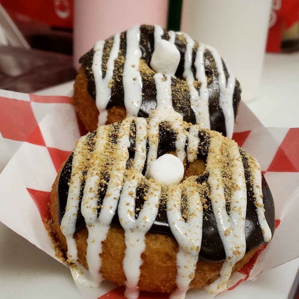 Donutz On a Stick and Ice Cream | 1216 Duck Rd, Duck, NC 27949, USA | Phone: (252) 261-0484